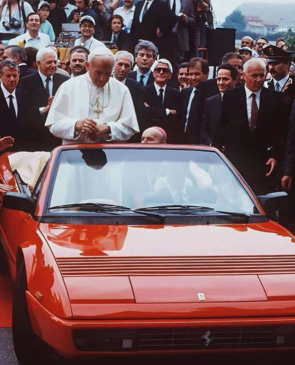 Ferrari Mondial Papamobile