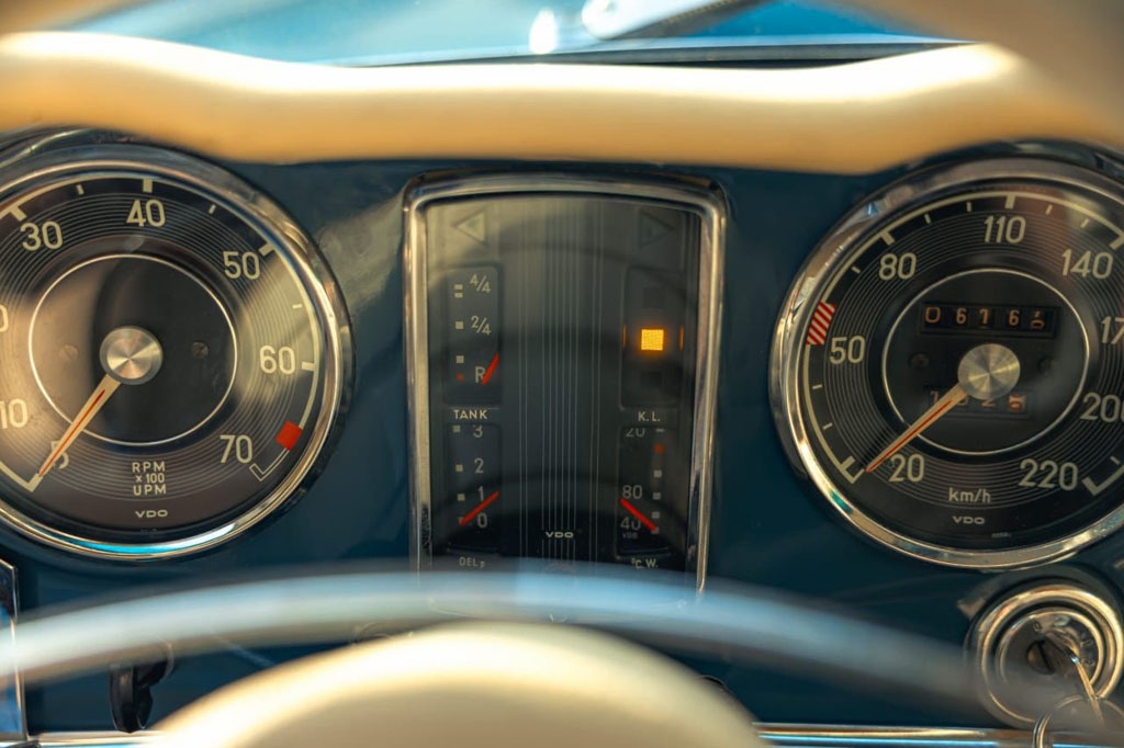Mercedes 280 SL Pagode