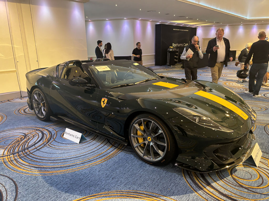 Ferrari 812 Competizione Aperta 2024