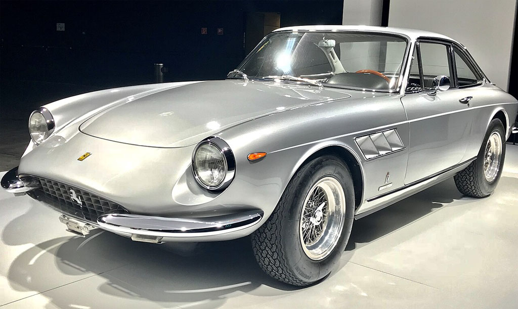 Ferrari 330 GT