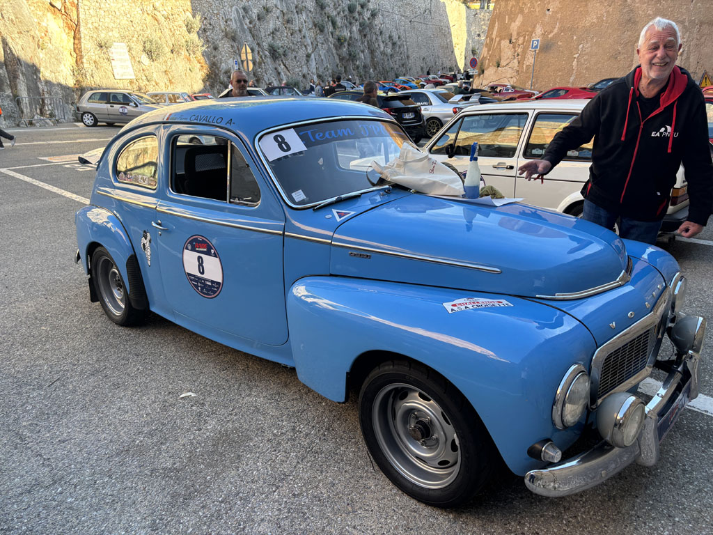 Volvo PV544