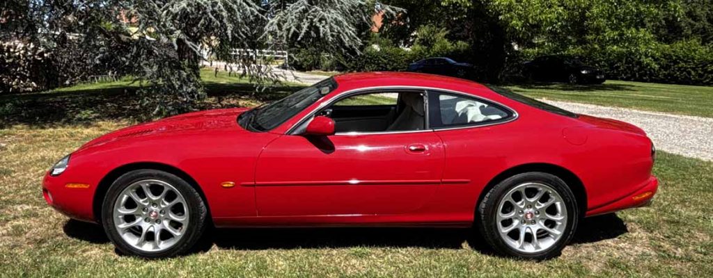 Jaguar XKR