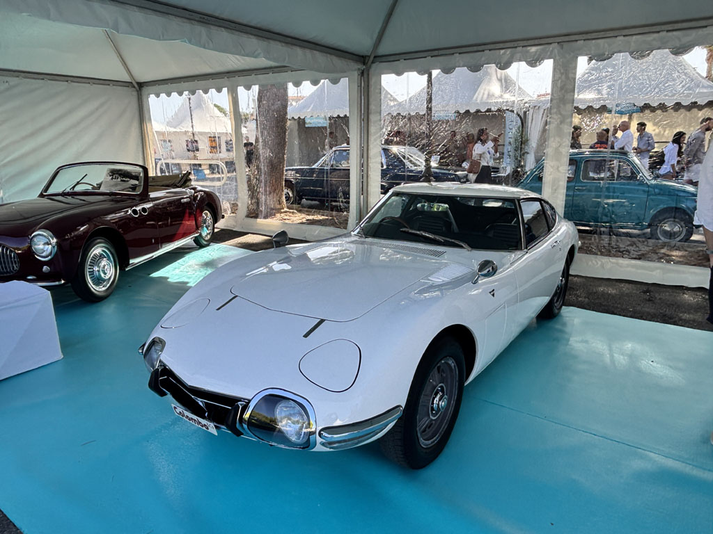 Toyota 2000 GT